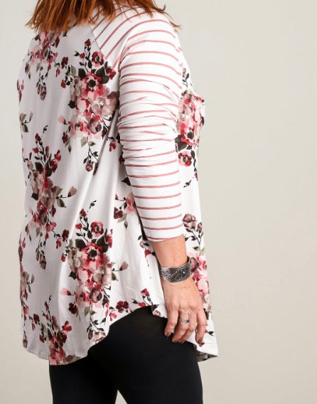 Plus ivory and mauve raglan top