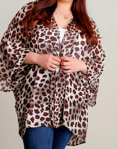 Plus animal print kimono