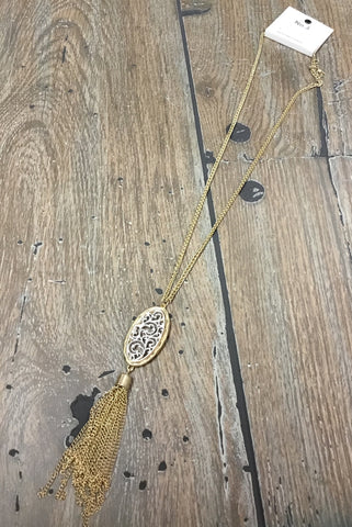 Necklace long oval filigree w/ tassel