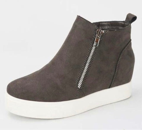 Wedge Sneaker