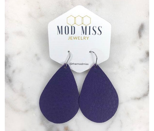 Leather teardrop earrings