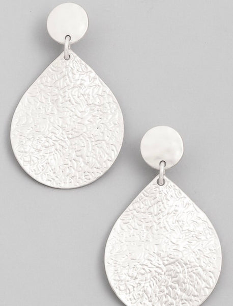 Earrings oval metal