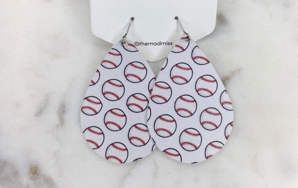 Leather teardrop earrings