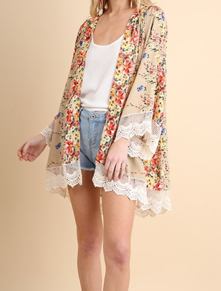 Kimono taupe flower bomb with lace trim