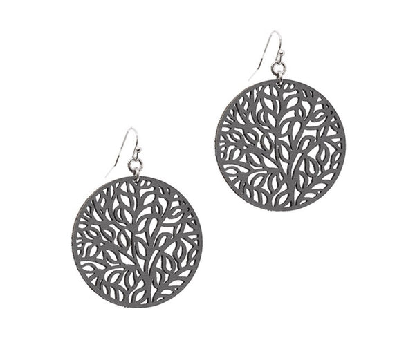 Earrings round leather filigree cutout