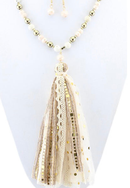Tassel necklace
