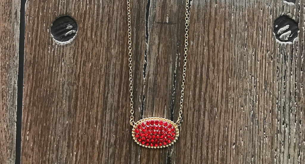 Necklace gold/red oval