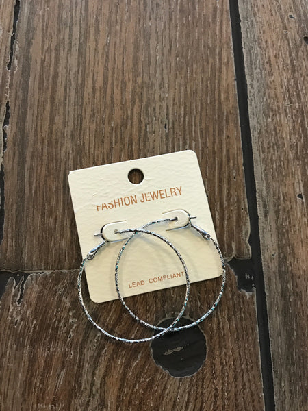 Earrings small textured hoop
