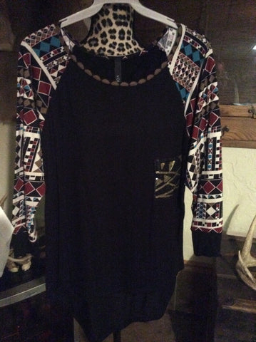 Sequin pocket Aztec top black