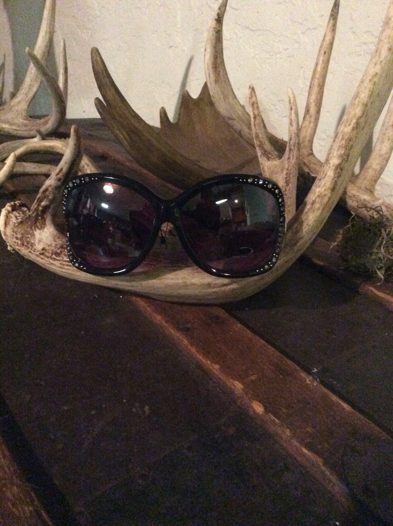 Sunglasses side crystal accents