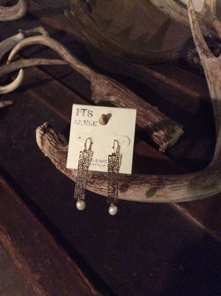 Pearl Stone drop earrings